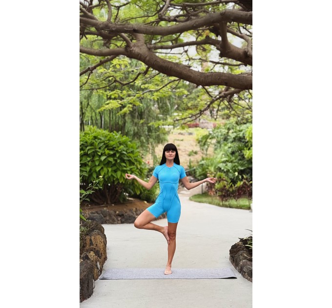 Open Back Sports Romper – Sculpted Fit & Short Sleeves